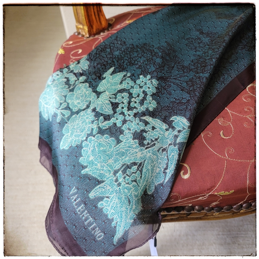 NWT Valentino Oblong Silk Stole Scarf